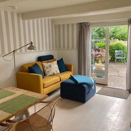 Guest house Staevnegaarden 3*